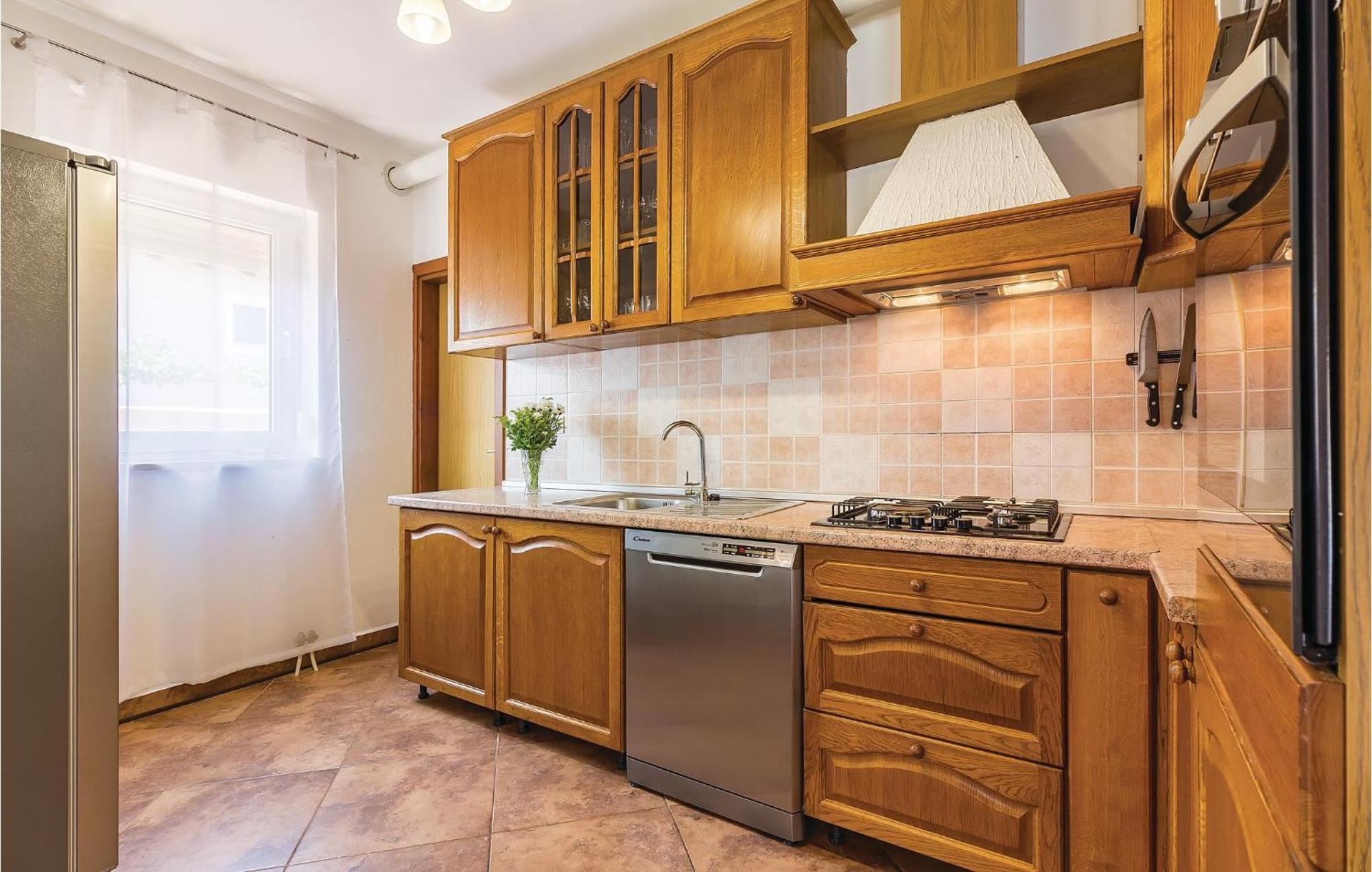8 Bedroom Awesome Home In PUY Exterior foto